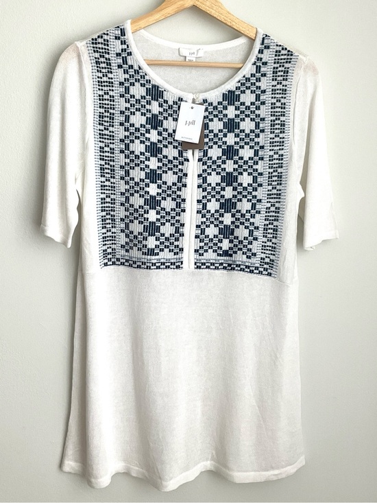 J. Jill Tops - NEW J. Jill Small White Linen blend Tunic with Navy Geometric Front